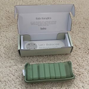 Bala Bangles in Sage Green